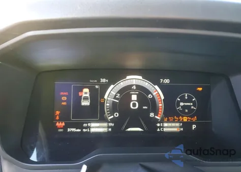 2025 Toyota Tundra Crewmax Limited из США, поврежденный, VIN 5TFJA5DB3SX320529